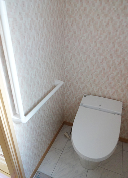 N3様邸リフォーム 介護を配慮して2階のトイレもゆとりの広さに。